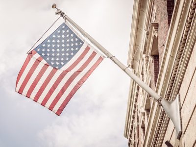 Gigziee_How to Hang a Flag on House